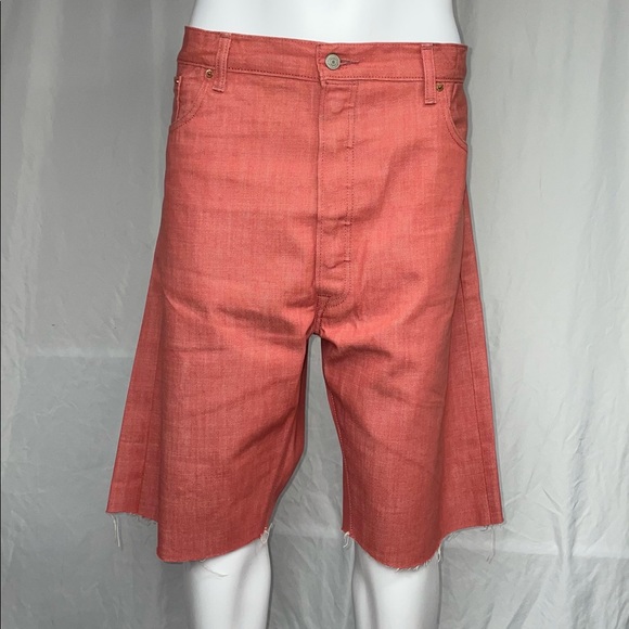 Size 42 Levi Strauss Cut Off Jean Shorts - Picture 1 of 4